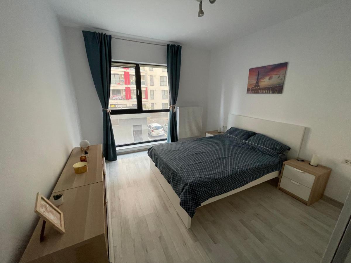 Plaza Luxury Apartment Near Presidential Palace Bukares Bagian luar foto