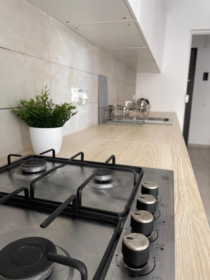 Plaza Luxury Apartment Near Presidential Palace Bukares Bagian luar foto